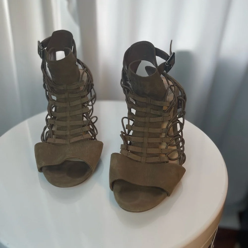 Vince Camuto Suede Strappy Heeled Sandals Size 7.5